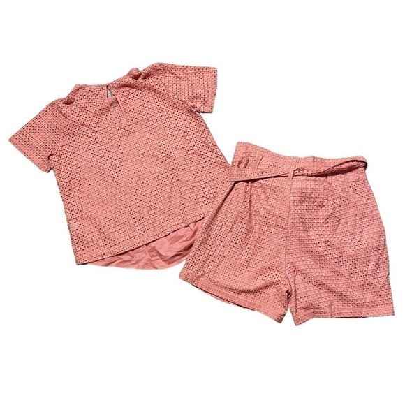 A New Day Eyelet High Waisted Paperbag Shorts Set - Picture 5 of 9